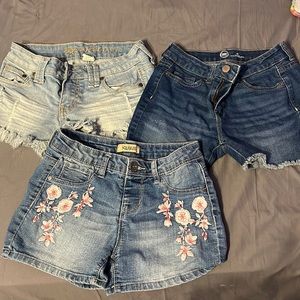 Girls size 10/12 denim shorts